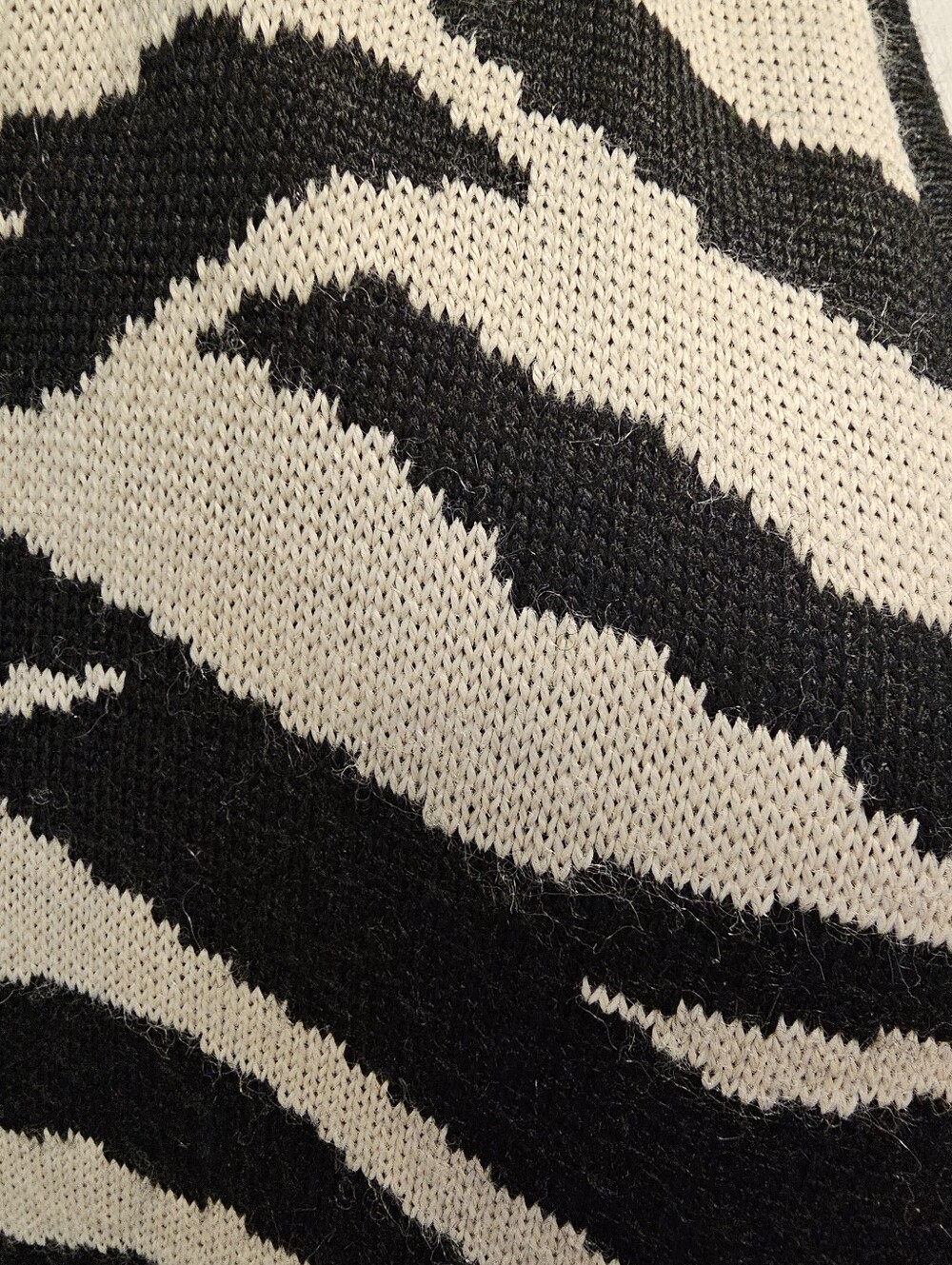 Evan Picone Black & Cream Zebra Print Long Open-Front Cardigan Sweater Size L - Picture 4 of 5